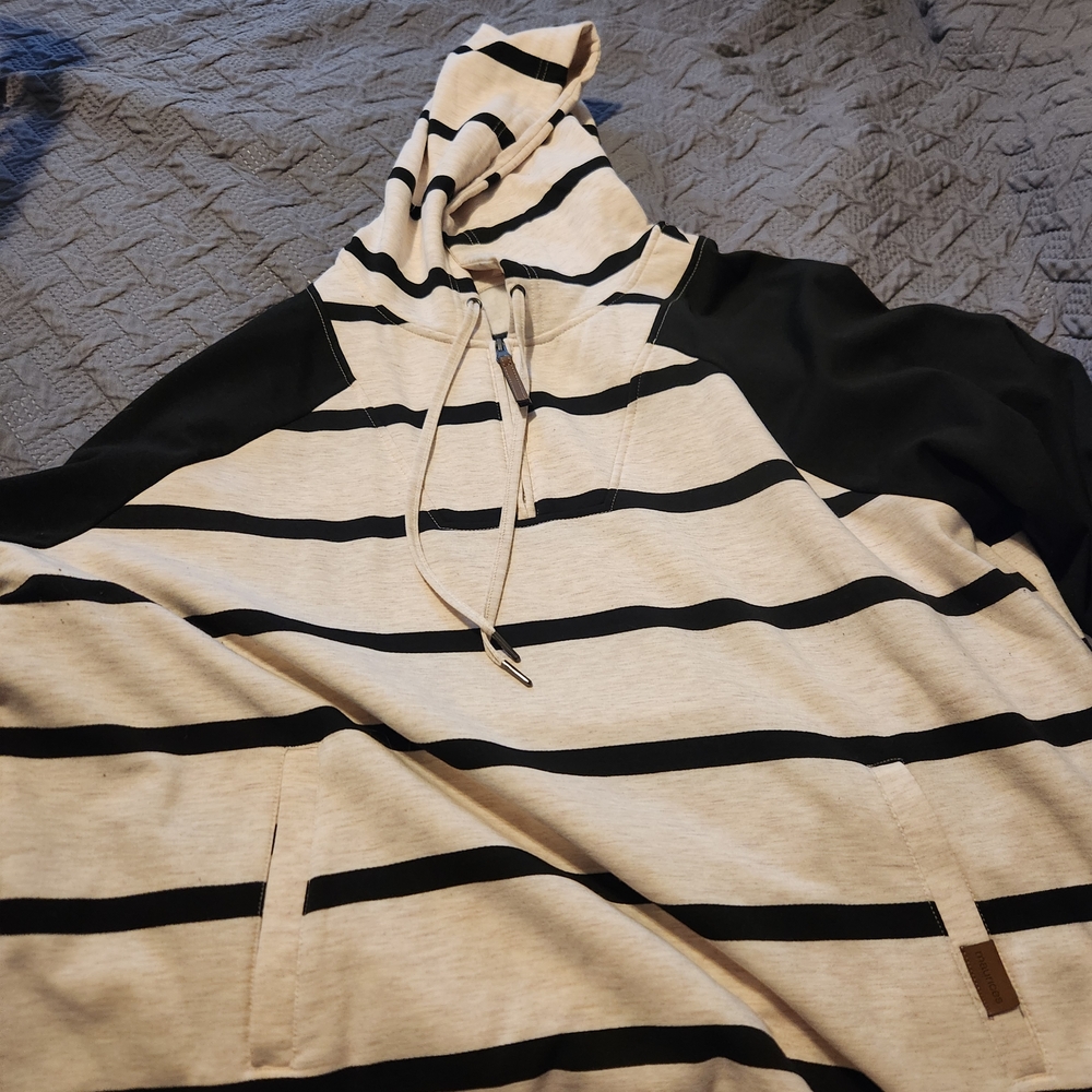 Maurices Black and Cream Striped Women's Hoodie